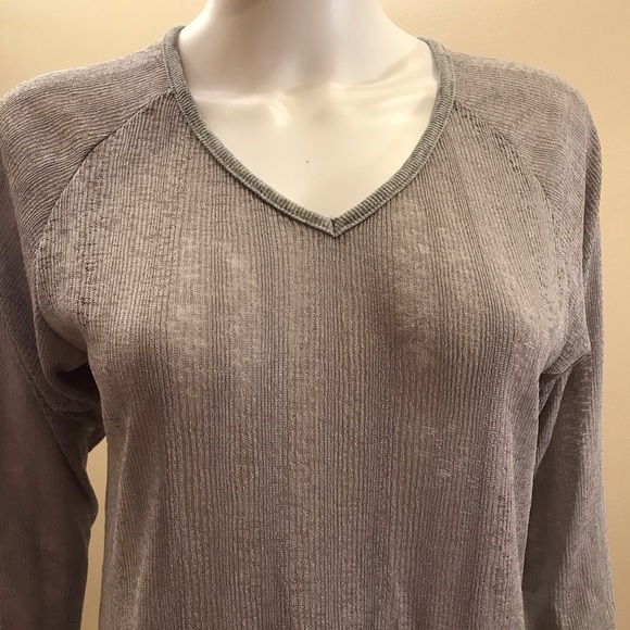 Womens Long Sleeve Blouse NEW Size XS Extra Small Grey Open Knit Semi Sheer - Picture 6 of 13